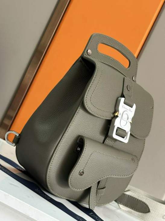 Picture of Dior Handbags _SKUfw239214483fw